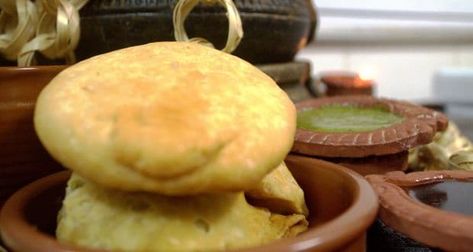 11 Best Fusion Food Recipes for Your New Years Eve Party | Fusion Food Recipes - NDTV Food Fusion Food Recipes, Beef Samosa, Stuffed Breads, Kachori Recipe, Tamarind Chutney, Beef Curry, New Year's Eve Party, Fusion Food, Cooking Method