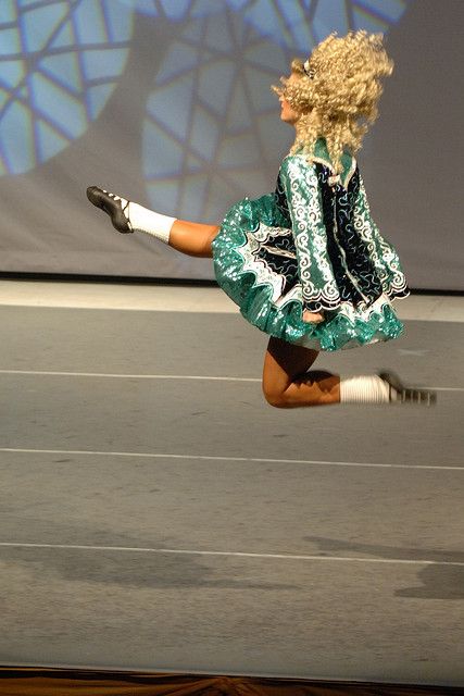 World Competition Irish Dance Dresses, Irish Things, Irish Dance Solo Dress, Irish Step Dancing, Irish Dance Dress, Dancing Dresses, Dance Aesthetic, Steps Dance, Irish Christmas