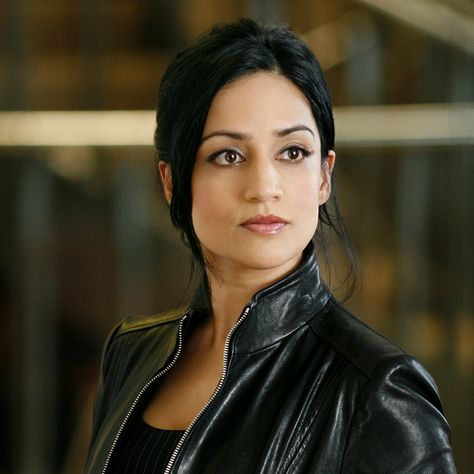 The Good Wife Archie Panjabi, The Good Wife, Movie Screen, Good Wife, Celebrity Look, The Godfather, Amazing Stories, The Good, Google Search