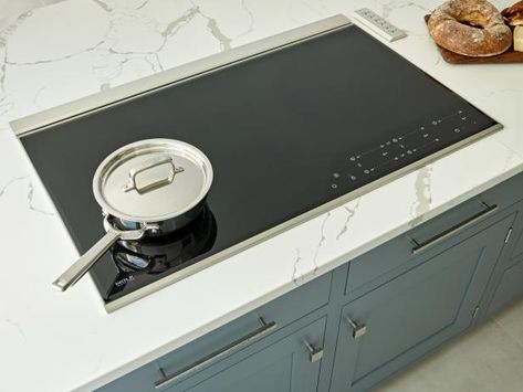 Electric Cooktop Kitchen, Induction Cooktop Kitchen, Traditional Kitchen Island, Kitchen Cooktop, Induction Stove Top, Induction Stove, Induction Cooking, Glass Front Cabinets, Glass Cooktop