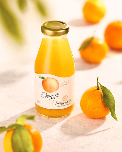 Fire Cider Benefits, Juice For Breakfast, Beverage Photography Ideas, Organic Orange Juice, Fire Cider, Drinks Packaging Design, Juice Packaging, Drink Photo, Fruit Photography