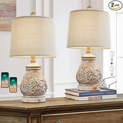 Nightstand Lamps Bedroom, Rustic Bedside Lamps, Living Room Traditional, Table Lamps For Living Room, Vintage Night Lights, Bedroom Beige, Lamps For Bedroom, Farmhouse Table Lamps, Bedroom Traditional