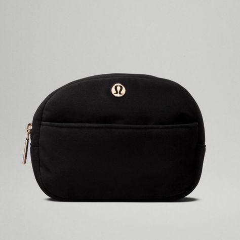 Lululemon Go Getter Pouch Mini Velour Spend Less Time Searching For Things And More Time Knowing Exactly Where They Are. From Makeup To Electronic Accessories, This Pouch Will Keep You Organized. Designed For On The Move Measurements Dimensions: 17.5cm 6cm 13cm (6.9" X 2.4" 5.1") Volume: 0.7l Gorgeous Sold Out Color Black Velour All Items Are Cross Listed On Other Platforms. Bundle To Save On Shipping And For An Additional Discount! Lululemon Pouch, Wishlist Ideas, Fav Products, High School Outfits, Super Nails, Go Getter, Birthday Wishlist, Cute Bags, School Outfits