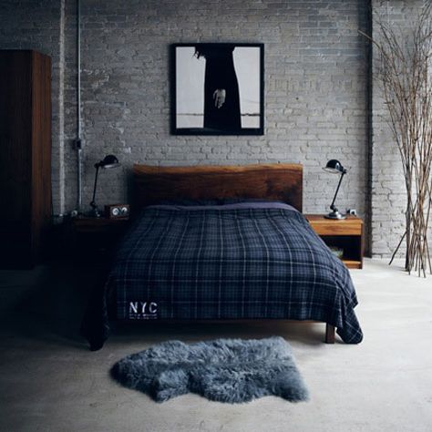 Bachelor Pad Bedroom Ideas, Bedroom Brick Wall, Bachelor Pad Bedroom, Industrial Bedroom Design, Minimalist Dekor, Masculine Bedroom, Blue Bedroom Decor, Industrial Bedroom, Decor Ikea