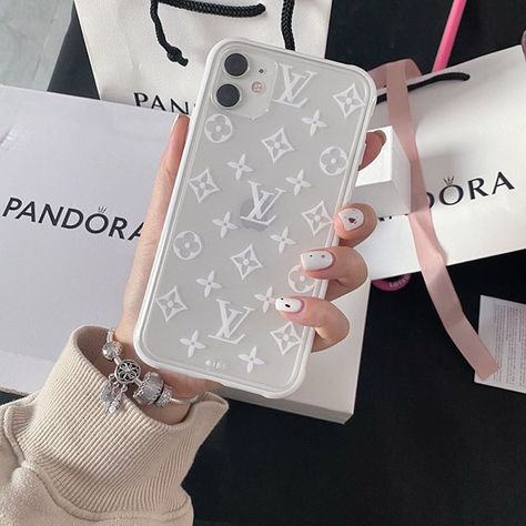 Louis Vuitton_fan page on Instagram: “official@louisvuitton #lv#louisvuitton#luxury” Smartphone Hacks, Designer Phone Cases, Luxury Iphone Cases, Dark Aesthetics, Stylish Iphone Cases, Girly Phone Cases, Iphone Obsession, Pretty Iphone Cases, Custom Phone Case