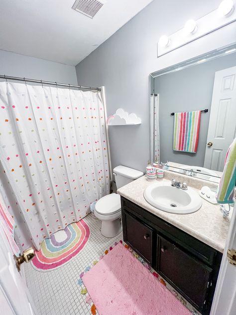 Daughter Bathroom Ideas, Girls Bathroom Ideas Kids, Small Teen Bathroom Ideas, Dorm Bathroom Decor College, Sister Bathroom Ideas, Preteen Bathroom Ideas, Kids Bathroom Ideas Girl, Rainbow Bathroom Ideas, Girls Bathroom Ideas Sisters