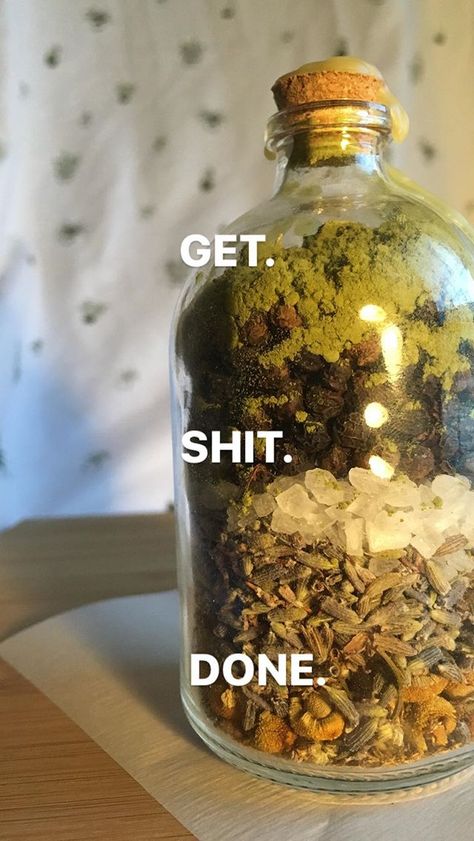 🙌🏽Get Shit Done🙌🏽  this spell jar has 7 ingredients.   🌿chamomile & lavender   🌿a lil salt  🌿black peppercorn  🌿matcha   🌿and beeswax with a few drops of rose essential oil I made this jar as a motivational tool to get shit done… like actually putting this jar together in the first place. Motivation Spell Jar, Witches Jar, Witch Bottles, For Sore Throat, Jar Spells, Spell Jars, Rising Above, Spell Jar, Oil Remedies