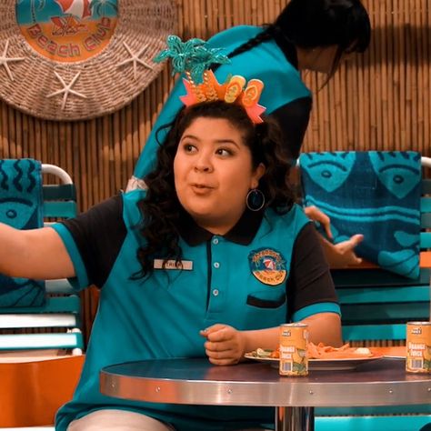 trish austin and ally disney channel 2010s patricia maria mccoy raini rodriguez jobs Trish Austin And Ally, Raini Rodriguez, Austin Moon, Family Music, Disney Channel Stars, Austin And Ally, Disney Live Action, Iconic Movies, Disney Channel