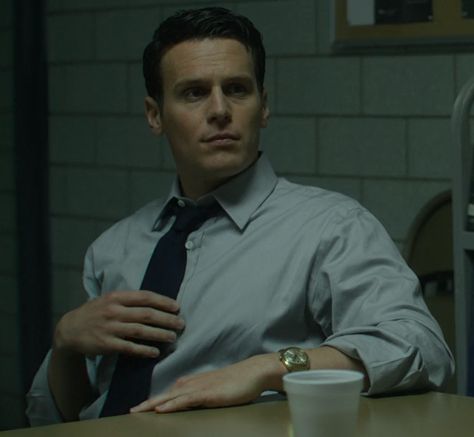 Mind Hunter, Holden Ford, Jonathan Groff, Older Man, Theatre Kid, Reference Photos, Royce, Celebrity Crush, Ford