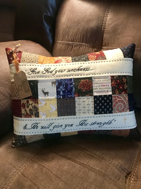 Prayer Pillows Ideas, Candle Wraps, Prayer Pillow, Patchwork Pillows, Homemade Pillows, Memory Ideas, Faith Crafts, Quilted Pillows, Thanksgiving Pillows