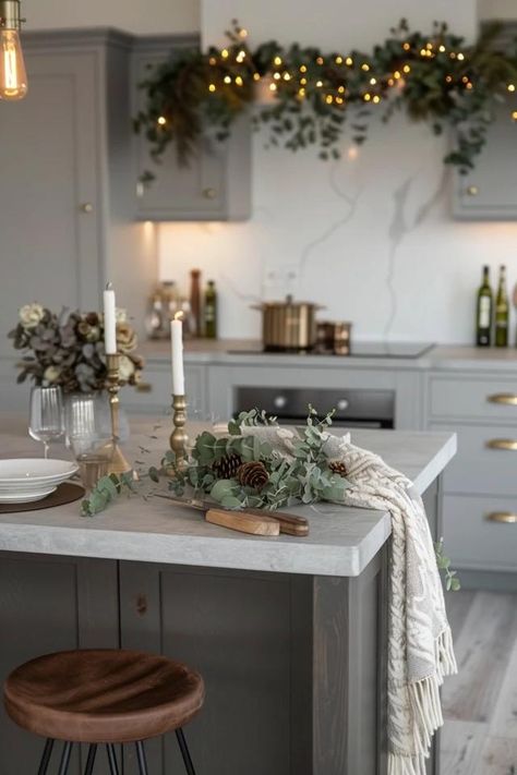 Winter Kitchen Ideas: Functional and Chic Classy Christmas Kitchen Decor, Modern Kitchen Christmas Decorations, Christmas Kitchen Decor Modern, Modern Christmas Kitchen Decor, Christmas Decor Ideas Kitchen Island, Christmas Kitchen Table Decor Ideas, Simple Christmas Kitchen Decor, Kitchen Xmas Decor Ideas, White Kitchen Christmas Decor