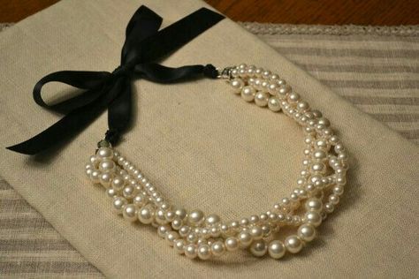 Ribbon Jewellery, Kalung Choker, Ivory Pearl Necklace, Diy Jewlery, Beaded Necklace Diy, Handmade Jewelry Tutorials, Handmade Fashion Jewelry, Handmade Wire Jewelry, Ivory Pearl