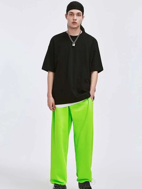 Men Neon Green Drawstring Waist Sweatpants | SHEIN USA Green Neon Outfit, Neon Party Outfits, Korean Outfits Men, Neon Green Outfits, Sweatpants Shein, Neon Pants, Green Pants Men, Green Pants Outfit, Men Sweatpants