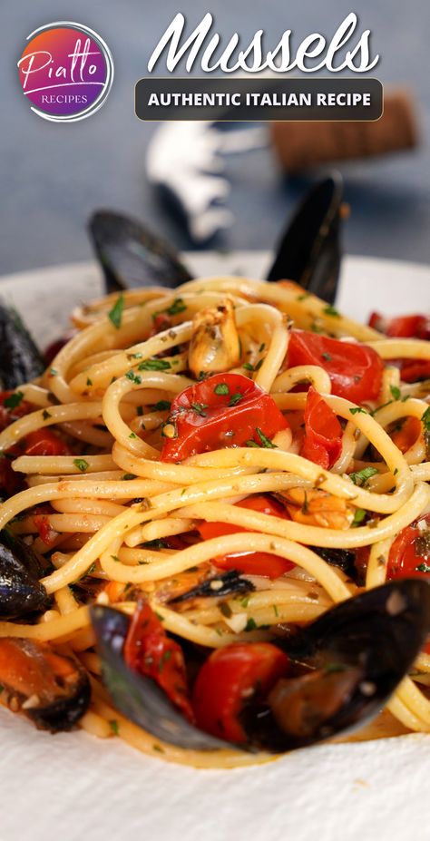 Mussels Recipe Tomato, Mussels Recipe Pasta, Frutti Di Mare Recipe, Best Mussels Recipe, Pasta With Mussels, Italian Seafood Pasta, Mussels Pasta, Seafood Pasta Dishes, Italian Spaghetti