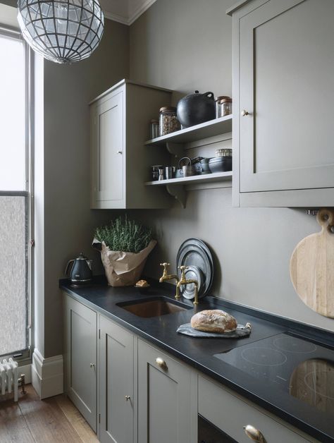 French Grey Kitchen, Mouses Back, Light Grey Kitchen With Black Worktops, Grey Kitchen With Dark Worktop, Mouses Back Farrow And Ball Kitchen Cabinets, Treron Farrow And Ball Kitchen, Mouses Back Farrow And Ball, Farrow And Ball Purbeck Stone Kitchen, Farrow And Ball French Grey Kitchen Cabinets