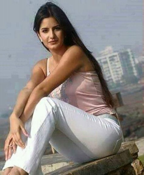 Katrina Kaif Hot Photos  Www.topmoviesclub.com  Visit our website and download Hollywood, bollywood and Pakistani movies and music plus lots more. Pakistani Movies, Model Cars Collection, Deepika Padukone Style, Amazing Spiderman Movie, 90s Bollywood, Bollywood Couples, Model Looks, Vintage Bollywood, Curvy Women Jeans