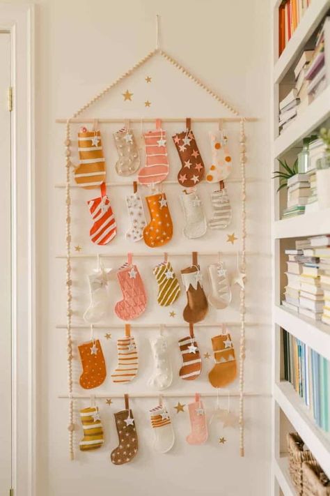 Heirloom Advent Calendar DIY Felt Countdown Calendar, Advent Calendar Ideas For Kids, Homemade Advent Calendar, Candy Advent Calendar, Homemade Advent Calendars, Advent Calendar Diy, Elsie Larson, Advent Calendar Ideas, Advent Calenders