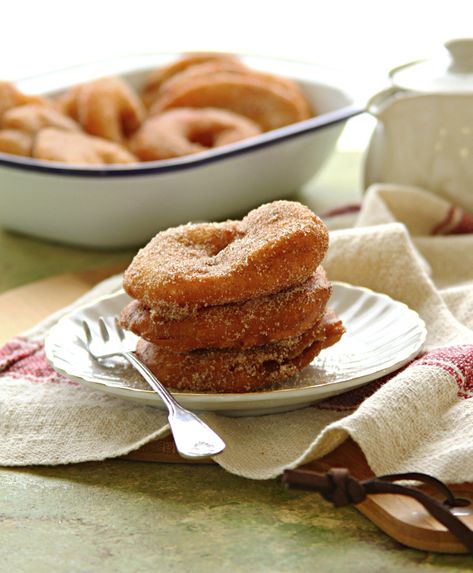 Apple Ring Fritters (Quick Recipe Using Pantry Staples) - Gitadini Apple Ring Fritters, Apple Rings Recipe, Apple Rings, Apple Fritter, Quick Treats, Fritters Recipe, Gala Apples, Fried Apples, Fritter Recipes