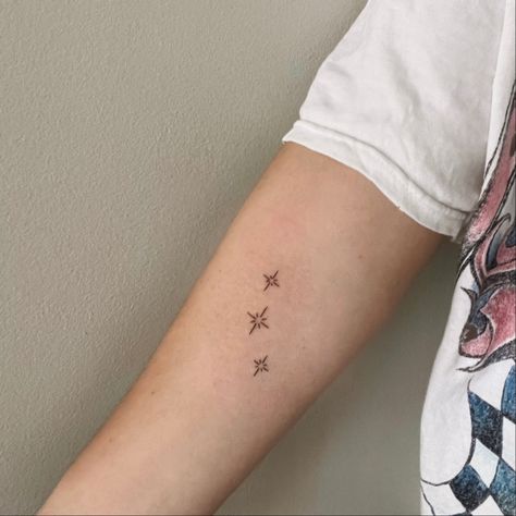 Star Scene Tattoo, 3 Star Tattoos For Women, Small Cluster Tattoos, Sparkle Arm Tattoo, Stars Tattoo On Arm, Tree Star Tattoo, 4 Stars Tattoo, Star Dust Tattoo, Stars Tattoo Small