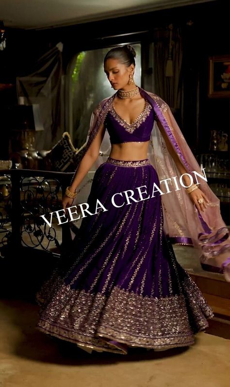 Purple Wedding Lehenga, Purple Velvet Lehenga, Crop Top Indian, Velvet Lehenga Choli, Bridesmaid Lehenga, Velvet Lehenga, Cotton Lehenga, Butterfly Net, Lehenga Fabric