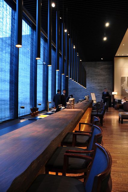 The PuLi Hotel Long Bar & Restaurant Interior Design in Shanghai Jaya Ibrahim, Architecture Restaurant, Bar Restaurant Interior, Bar Business, Design Café, Hotel Lounge, Lounge Ideas, Travel Girl, Bar Interior