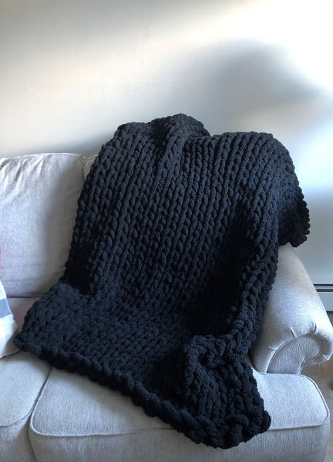 Black Knit Throw Blanket, Black Knitted Blanket, Black Throw Blankets, Black Knit Blanket, Black Chunky Knit Blanket, Black Crochet Blanket, Youtuber Dr, Dorm Supplies, Cable Knit Blankets