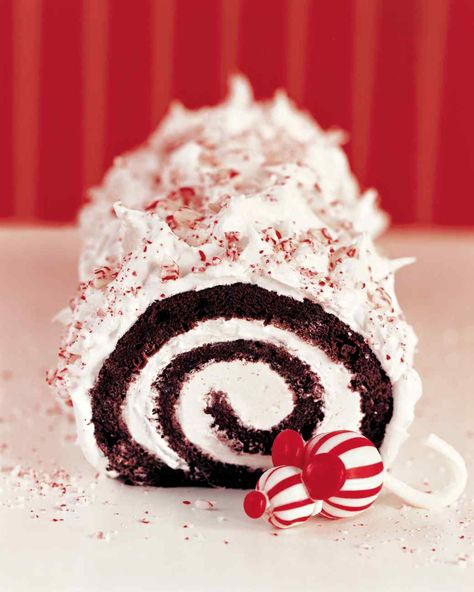 Use this recipe when making our Peppermint Yule Log. Easy Yule Log Recipe, Chocolate Yule Log Recipe, Yule Log Cake Recipe, Yule Log Recipe, Christmas Yule Log, Chocolate Yule Log, Yule Log Cake, Cake Roll Recipes, Log Cake