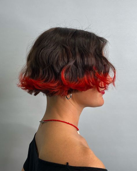 Korean inspired hair, bicolor, red hair tips, hair inspo, short bob, short wavy bob Red Hair Tips, Dipped Hair, Short Dyed Hair, Dyed Tips, Hair Dye Tips, Short Red Hair, Dip Dye Hair, Colored Hair Tips, Short Haircuts For Women