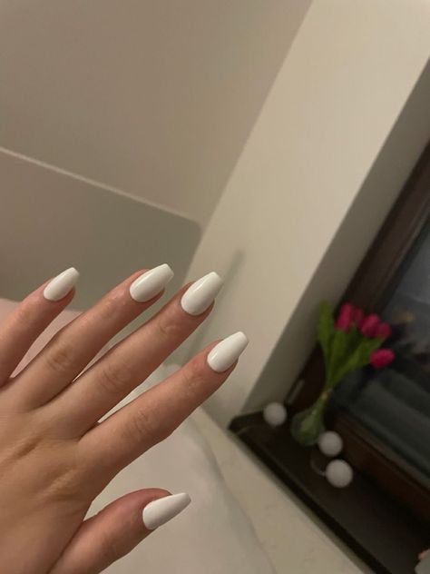 White long nails ballerina White Short Ballerina Nails, Trendy Nails Ballerina Short, Cute White Long Nails, Gel Nails Ballerina Short, Plane White Nails, Balarina Nails Medium, White Acrilyc Nails, Ballerina White Nails, White Nails Plain