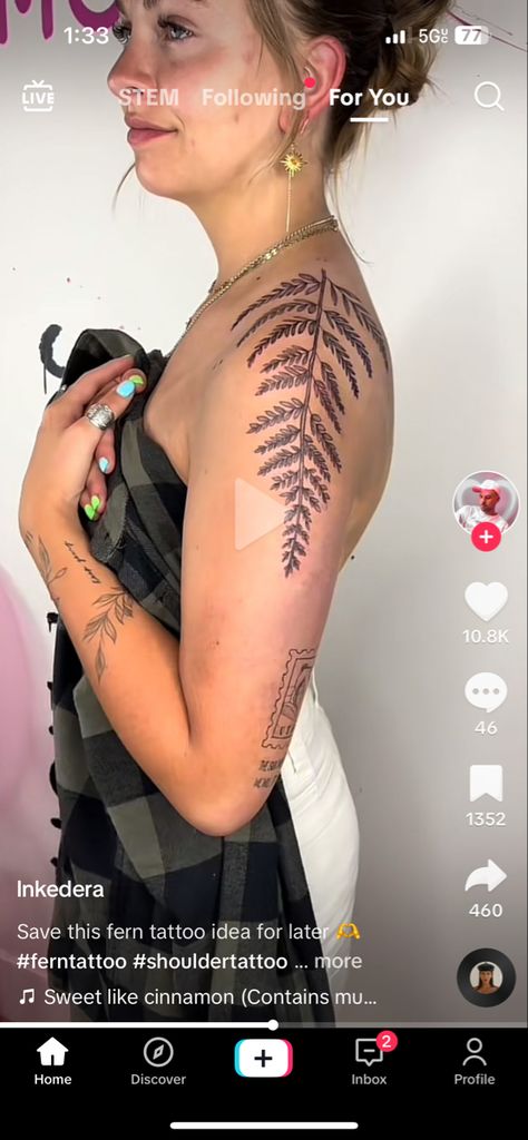 Fern Gully Tattoo Ideas, Fern Shoulder Cap Tattoo, Fern Spine Tattoo, Fern Shoulder Tattoo, Ohana Tattoo, Autumn Fern, Tattoo Thoughts, Fern Tattoo, Meaningful Tattoo