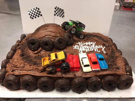 Monster Truck Track Cake, Easy Monster Truck Cake, Grave Digger Cake, Monster Jam Birthday Cake, Monster Jam Cake, Monster Truck Birthday Cake, Construction Birthday Cake, Monster Jam Birthday, Truck Birthday Cakes