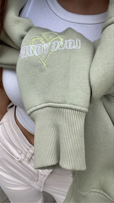 Sage Hoodie Outfit, Sage Green Hoodie Outfit, Green Hoodie Outfit Aesthetic, Green Hoodie Aesthetic, Green Hoodie Outfit, Sage Green Hoodie, Hoodie Outfit Aesthetic, Summer Outfit 2022, Fits 2022