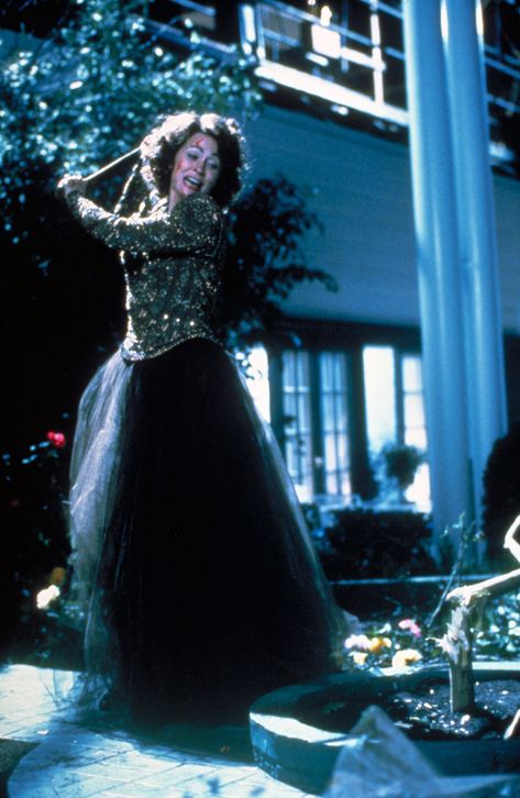 "Mommie Dearest" movie still, 1981. Faye Dunaway as Joan Crawford. "CHRISTINA!!! BRING ME THE AXE!!!" Joan Crawford Mommy Dearest, Mommie Dearest Movie, Mommie Dearest, Faye Dunaway, Mommy Dearest, 1 January, Joan Crawford, Fashion Tv, Shoot Inspiration