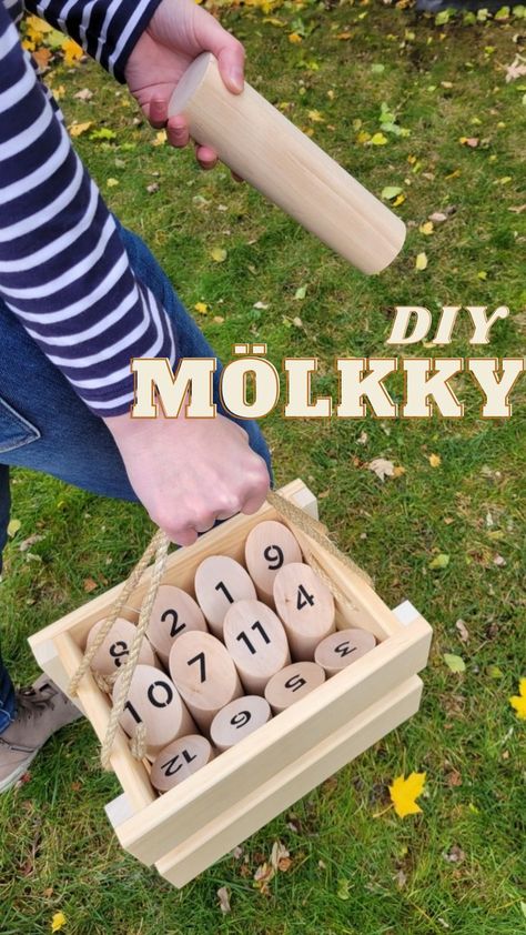 Wooden Sling Hockey Board Game Diy, Diy Molkky Game, Wooden Board Games Diy, Molkky Diy, Wood Games Diy, Molkky Game, Diy Wooden Games, Wood Kids Toys, Yard Game