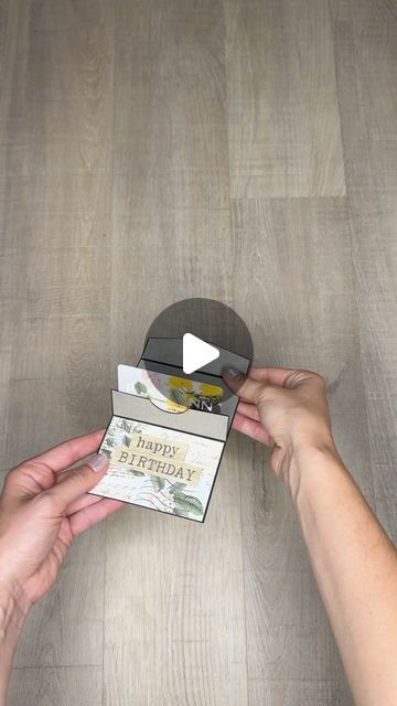 Pop Up Gift Card Holder Tutorial, Lotus Pop Up Card, Popup Cards Tutorial, Pop Up Gift Card Holder, Pop Up Gift Card, Unique Gift Card Holder, Card Holder Tutorial, Pop Up Gift, Pop Up Card Tutorial