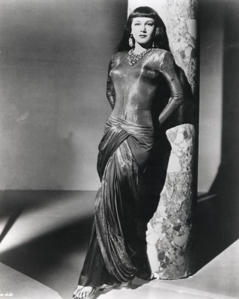 Maria Montez Maria Montez, Gloria Dehaven, Bessie Love, Mexican Actress, Bettie Page, Cult Movies, Vintage Hollywood, Classic Beauty, Hollywood Glamour