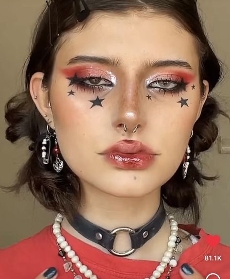 Rock And Roll Aesthetic Makeup, Punk Rock 80s Outfits, Rock And Roll Eye Makeup, Grunge Makeup 70s, Rock N Roll Eye Makeup, Metallica Makeup Look, Rock Band Makeup Looks, Makeup For Metal Concert, Female Rockstar Makeup