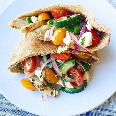 Greek Salad Pita Pockets with Grilled Chicken - Delish.com Thermomix, Grilled Chicken Recipes, Pocket Sandwiches, Pita Sandwiches, Pita Pockets, Crostini Recipes, Tomato Mozzarella, Greek Culture, Spinach Recipes