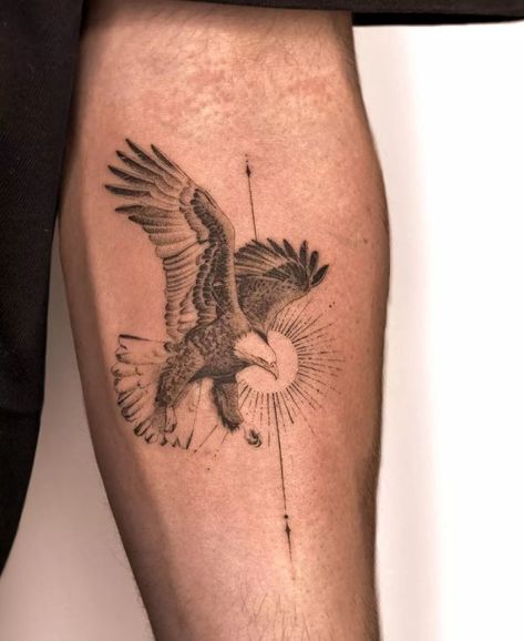 Eagle Tattoo Arm, Thigh Tattoo Men, Upper Thigh Tattoos, Tattoo Pierna, Gear Tattoo, Vogel Tattoo, Simple Tattoos For Guys, Inner Forearm Tattoo, Eagle In Flight