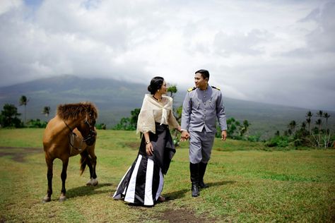 Prenup pictures for our Filipiniana themed wedding. My husband wears the outfit of Heneral Luna while mine is Maria Clara inspired. Filipiniana Wedding Photoshoot, Filipiniana Prenup Photos, Filipiniana Photoshoot Ideas, Filipiniana Prenup Shoot, Kimona Filipino Dress, Filipiniana Photoshoot, Filipiniana Prenup, Prenup Pictures, Filipiana Wedding