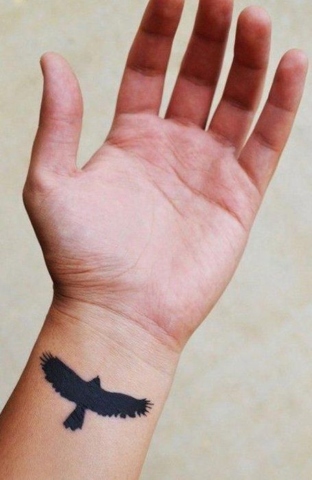 Bird Tattoo On The Wrist Inner Wrist Tattoos, Small Eagle Tattoo, Tattoo Ideas Males, 42 Tattoo, Unique Wrist Tattoos, Tatuagem Masculina Pequena, Tattoo Diy, Cool Wrist Tattoos, Rune Tattoo