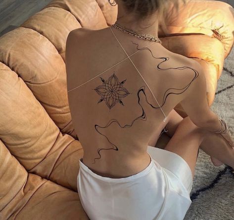 Brown Tattoo Ink, Artsy Tattoos, Discreet Tattoos, Spine Tattoos, Dainty Tattoos, Elegant Tattoos, Abstract Tattoo, Feminine Tattoos, Dope Tattoos