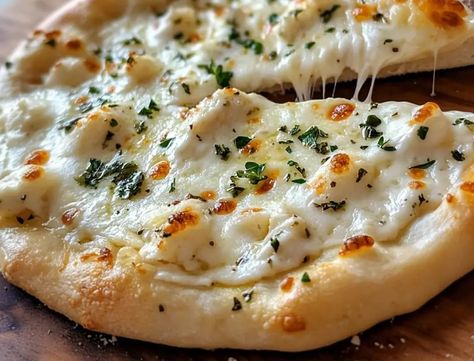 Homemade White Sauce Pizza, Papa Murphys Chicken Garlic Pizza, Garlic Parm Pizza Sauce, Healthy White Pizza Sauce, Garlic White Sauce For Pizza, White Pizza With Garlic Pizza Sauce, Creamy Garlic Pizza Sauce, White Pizza Sauce Recipe Easy, Garlic Dipping Sauce For Pizza