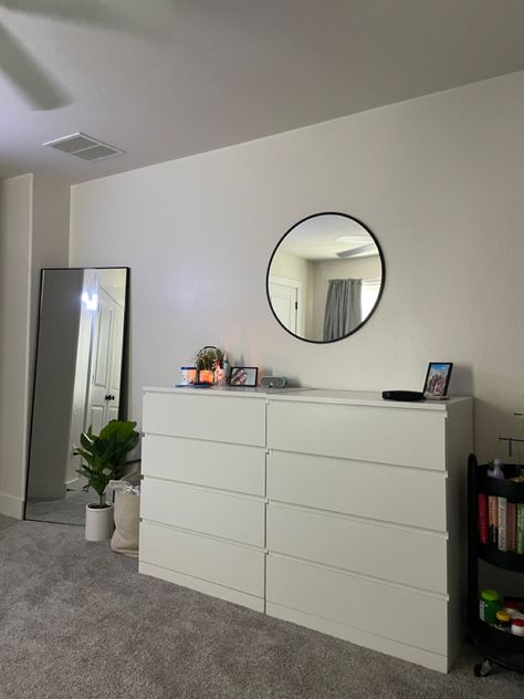 Malm Dresser Bedroom, Malm Bedroom Ideas White, Malm Wardrobe, Ikea Malm Bedroom Ideas, Bedroom Inspiration Grey, Mirror Bedroom Decor, Drawer Decor, Dresser Wardrobe, Bedroom Tv Stand