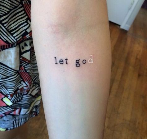 let go let god                                                                                                                                                                                 More Trin For Trin Tegning, Tattoo Space, Collarbone Tattoos, Clavicle Tattoo, Hantverk Diy, Bored Art, Herz Tattoo, Shape Tattoo, Tattoos Geometric