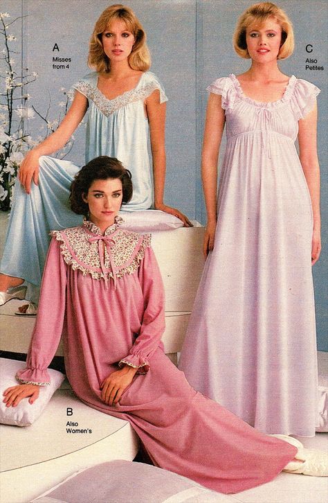 JC Penney Fall Winter 1983 catalog Cute Pajama Dress, Garfield Pajamas, 90s Sleepwear, Pajamas Dress, Vintage Sleepwear, Vintage Loungewear, Nightgown Pattern, Pijamas Women, 1980s Women