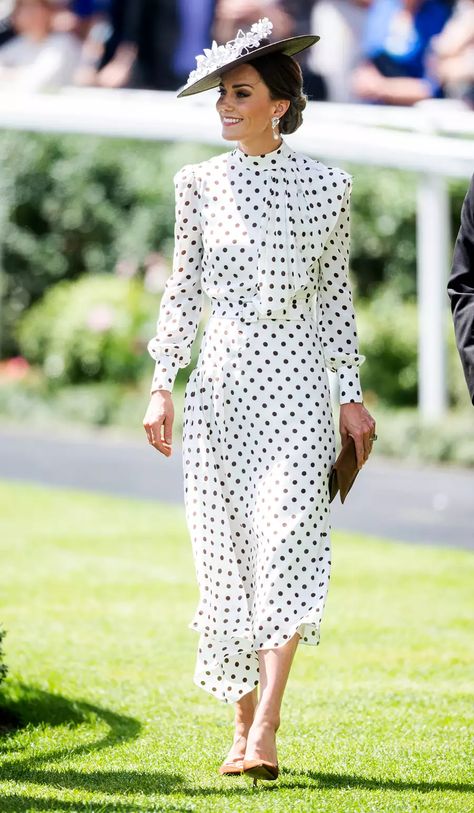 Royal Ascot Fashion, Ascot Outfits, Style Kate Middleton, Duchesse Kate, Looks Kate Middleton, Kate Middleton Outfits, Chic Summer Style, Style Royal, Estilo Real