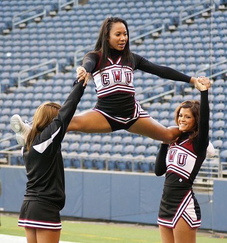 3 Person Cheer Stunts Easy, 3 Person Cheer Poses, 3 Person Stunts Cheerleading, 3 Person Lifts, 3 Person Dance Lifts, 3 Person Cheer Stunts, 3 Person Stunts, Easy Stunts, Stunts Cheer