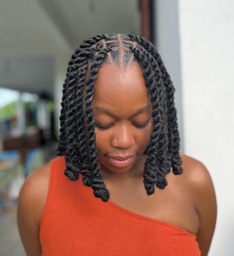 Lob Twists with Knotted Ends Marley Twist Hairstyles Short, Bob Twists, Neck Length Hairstyles, Short Marley Twists, Marley Braid, Neck Length Hair, Twist Cornrows, Marley Twist, Short Twists