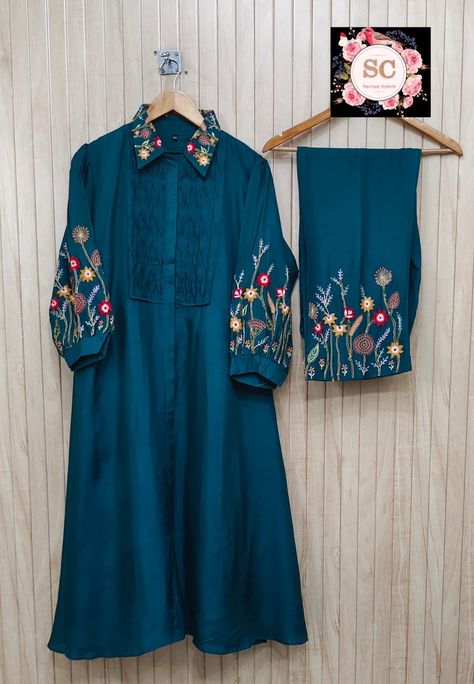 Embroidery Salwar Suits Design, Kurti Embroidery Design Hand Work, Embroidery Dress Designs, Pleat Pattern, Mirror Work Blouse Design, Stylish Kurtis Design, Embroidery Fashion Detail, Winter Suits, Simple Hand Embroidery Patterns